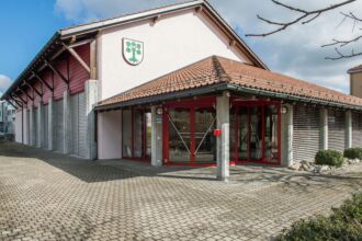 Mehrzweckgebaeude Auw.JPG
